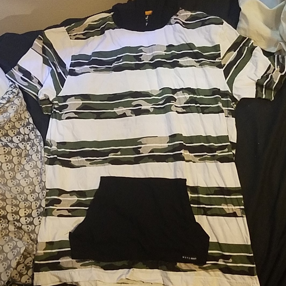 Short sleeve